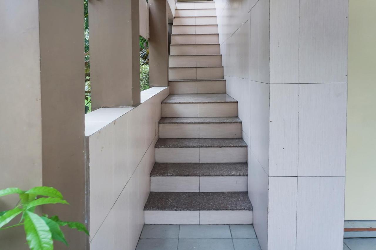 Oyo 90923 Makassar Cottage Balangberu Ngoại thất bức ảnh
