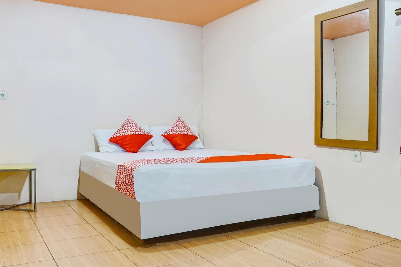 Oyo 90923 Makassar Cottage Balangberu Ngoại thất bức ảnh