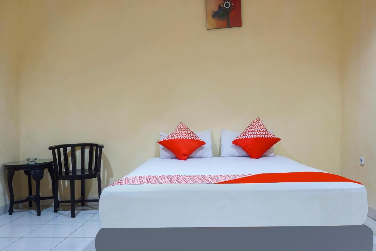 Oyo 90923 Makassar Cottage Balangberu Ngoại thất bức ảnh