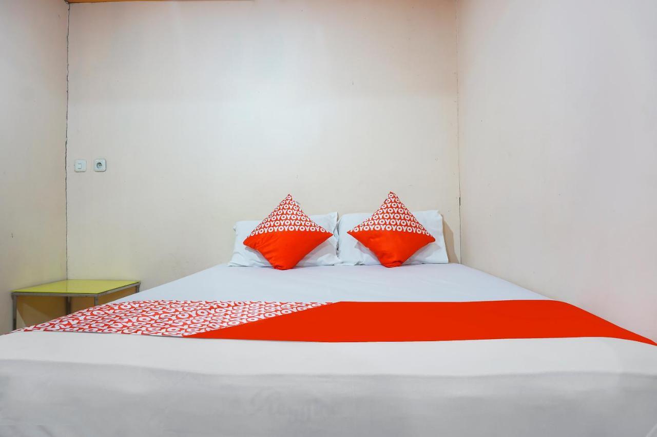 Oyo 90923 Makassar Cottage Balangberu Ngoại thất bức ảnh
