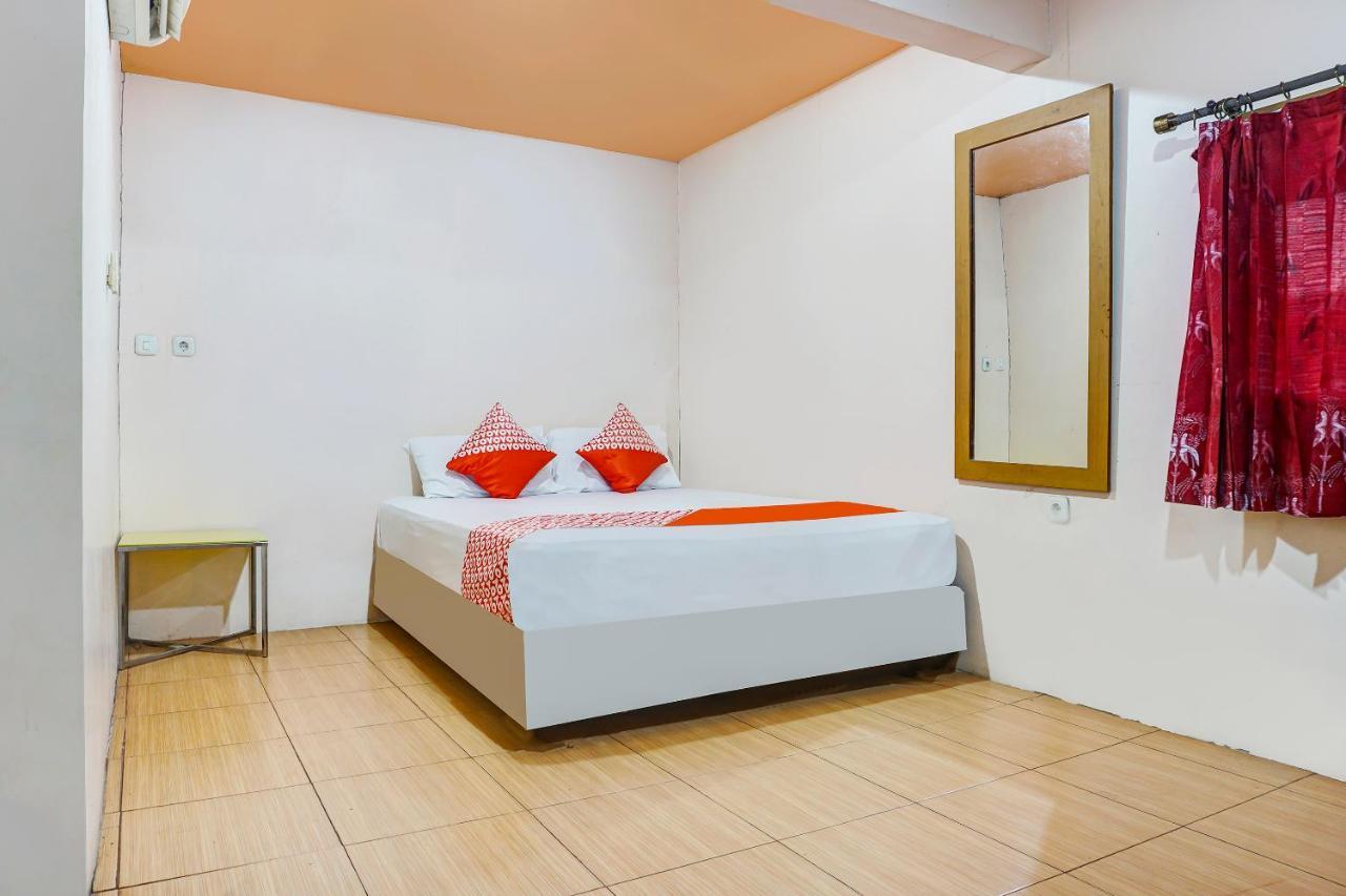 Oyo 90923 Makassar Cottage Balangberu Ngoại thất bức ảnh